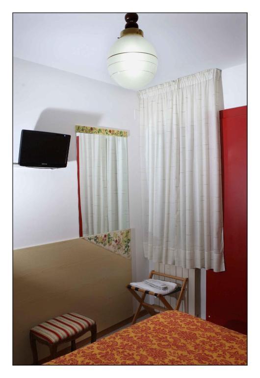 Due Torri Hotel San Severino Marche Szoba fotó