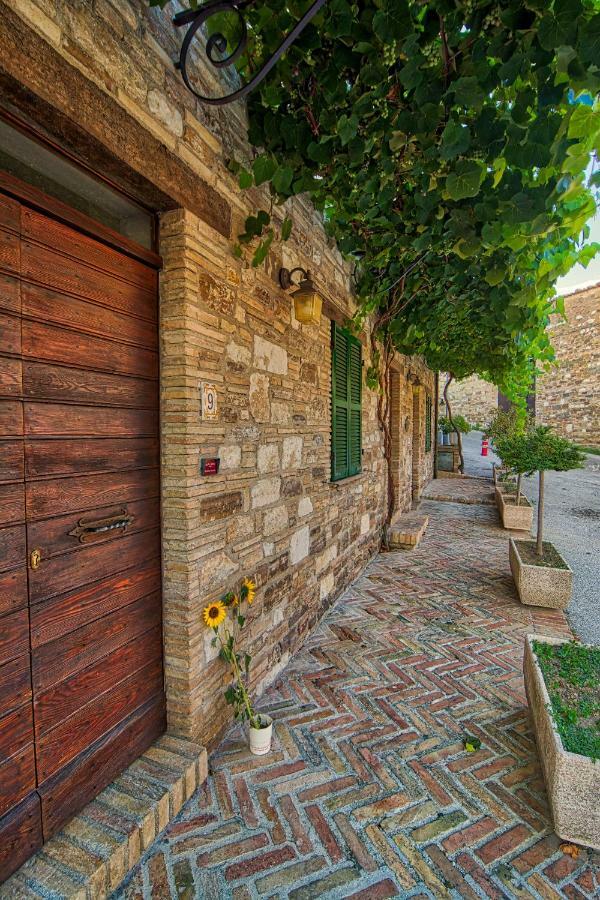 Due Torri Hotel San Severino Marche Kültér fotó