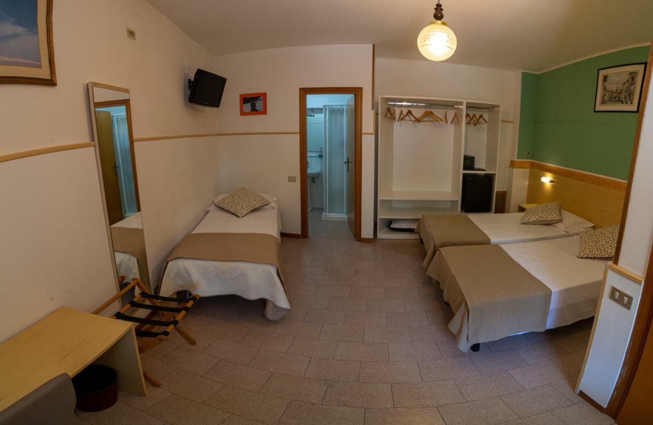 Due Torri Hotel San Severino Marche Kültér fotó
