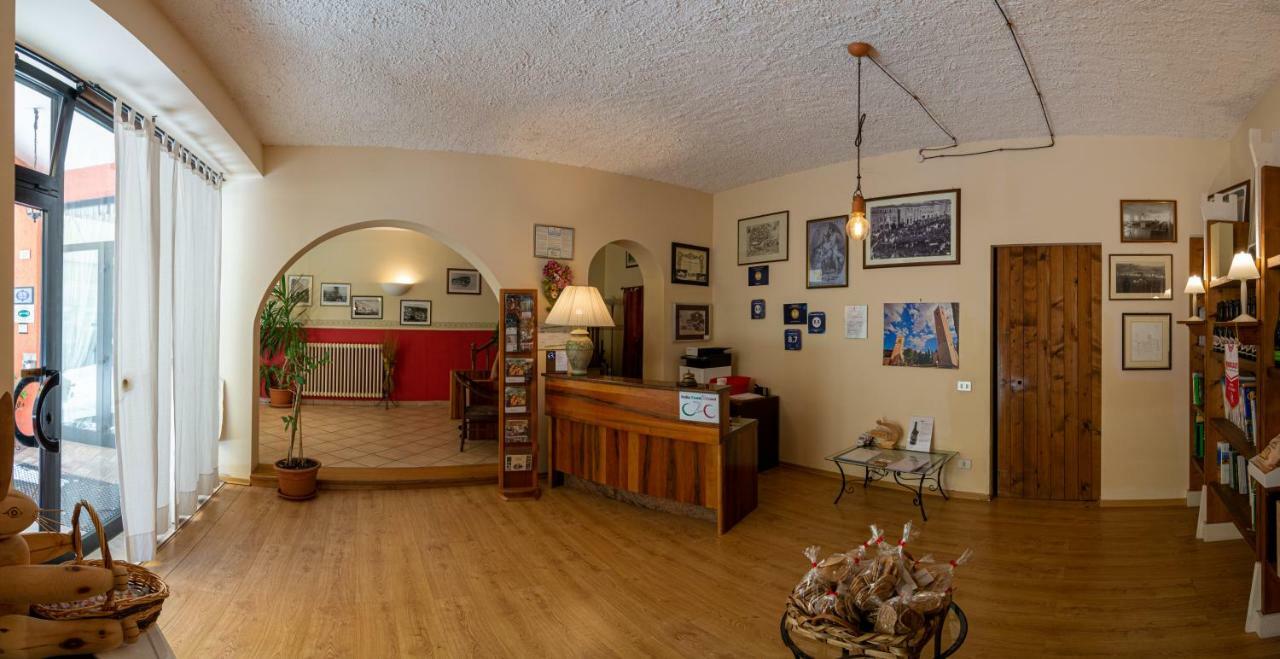 Due Torri Hotel San Severino Marche Kültér fotó